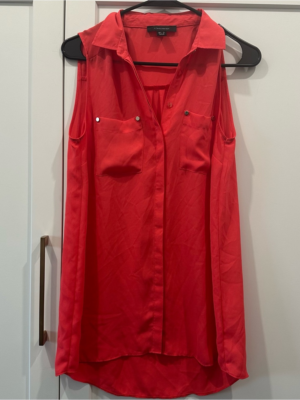 Atmosphere Red Sleeveless Blouse with Label Detail